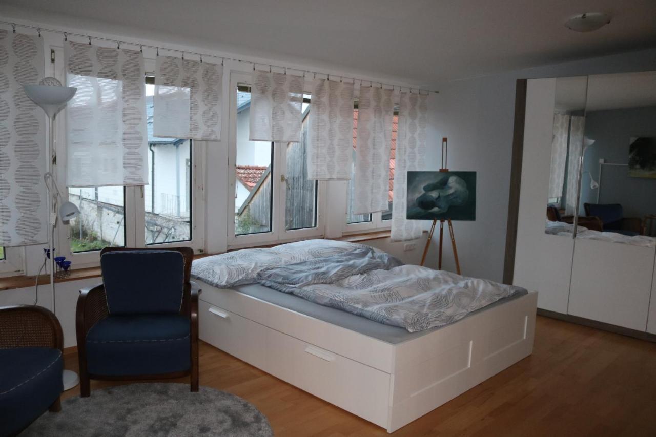 Helle, Offene Dachgeschosswohnung Mit Terrasse Oberloisdorf Eksteriør billede