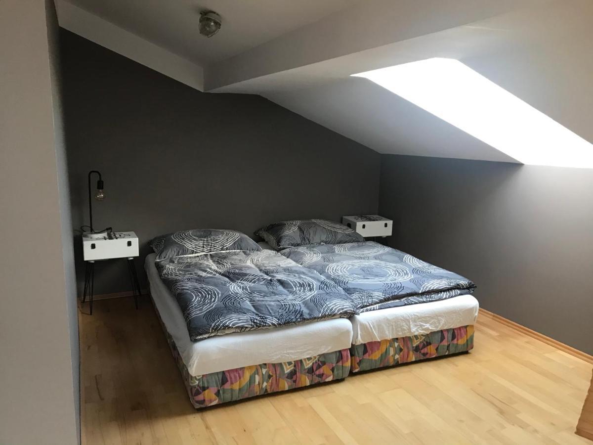 Helle, Offene Dachgeschosswohnung Mit Terrasse Oberloisdorf Eksteriør billede